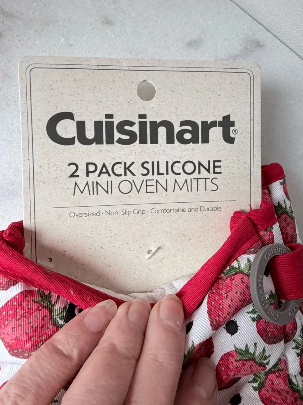 Cuisinart Strawberry kitchen Mitt - White & red